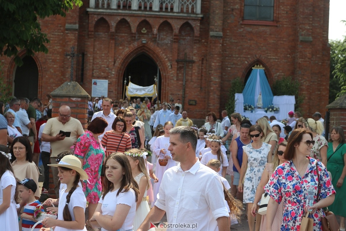 Boże Ciało 2024 - procesja w Rzekuniu [30.05.2024] - zdjęcie #63 - eOstroleka.pl