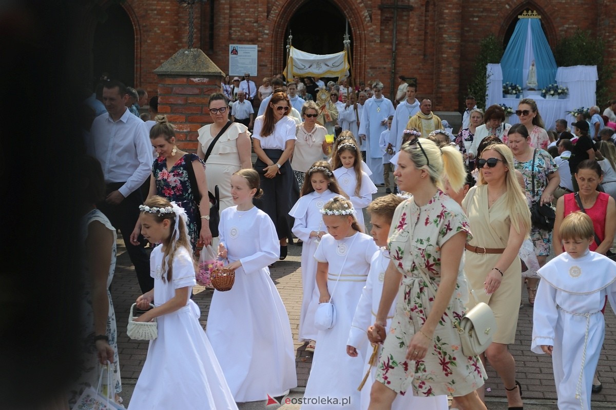 Boże Ciało 2024 - procesja w Rzekuniu [30.05.2024] - zdjęcie #61 - eOstroleka.pl