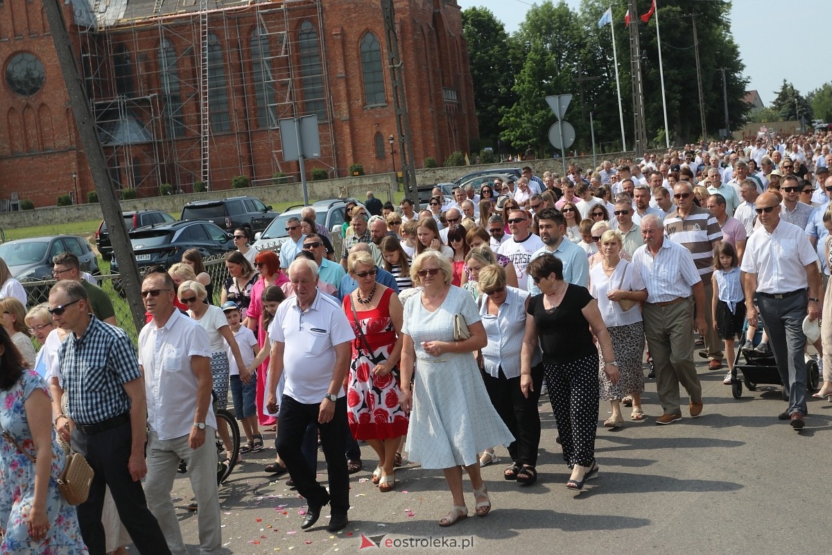 Boże Ciało 2024 - procesja w Rzekuniu [30.05.2024] - zdjęcie #29 - eOstroleka.pl