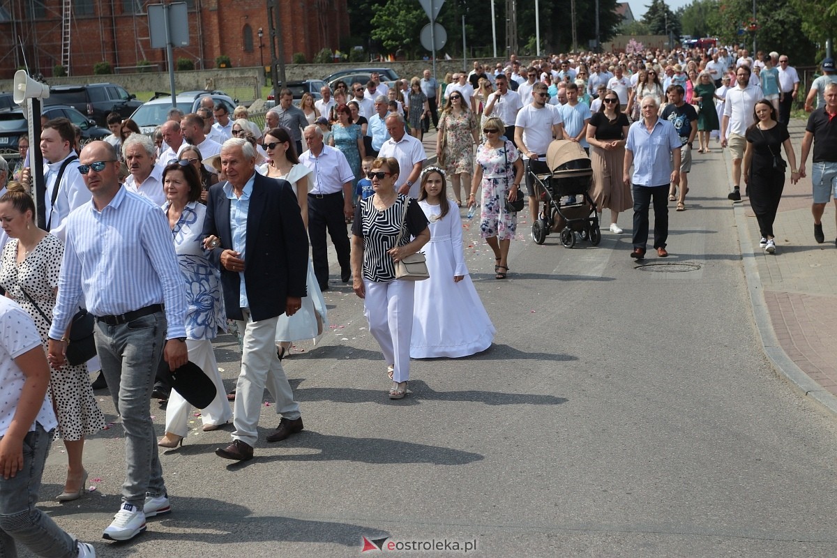 Boże Ciało 2024 - procesja w Rzekuniu [30.05.2024] - zdjęcie #20 - eOstroleka.pl