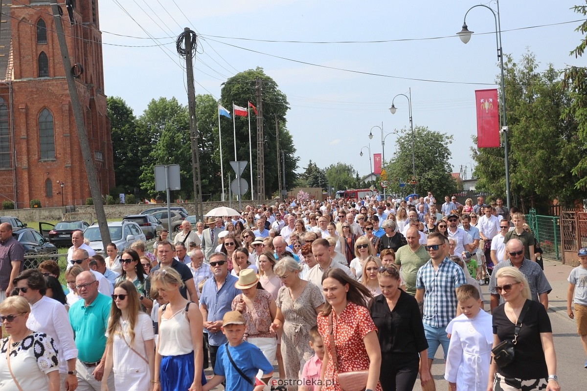 Boże Ciało 2024 - procesja w Rzekuniu [30.05.2024] - zdjęcie #10 - eOstroleka.pl