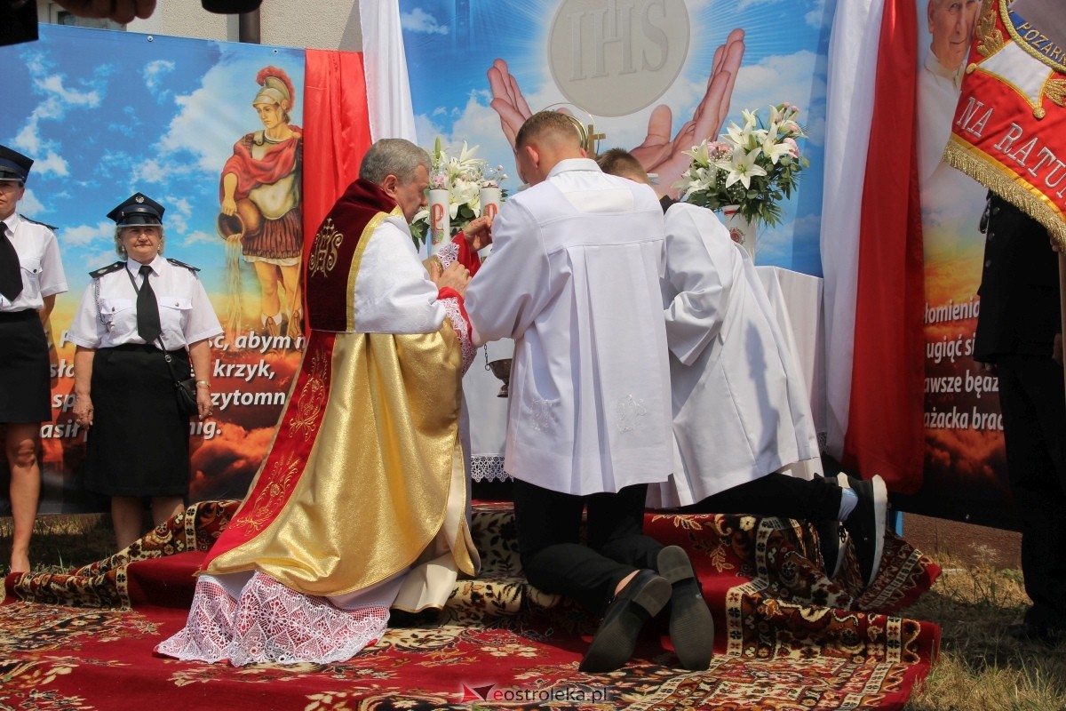 Boże Ciało 2024 - procesja w parafii pw. św. Antoniego Padewskiego w Ostrołęce [30.05.2024] - zdjęcie #122 - eOstroleka.pl