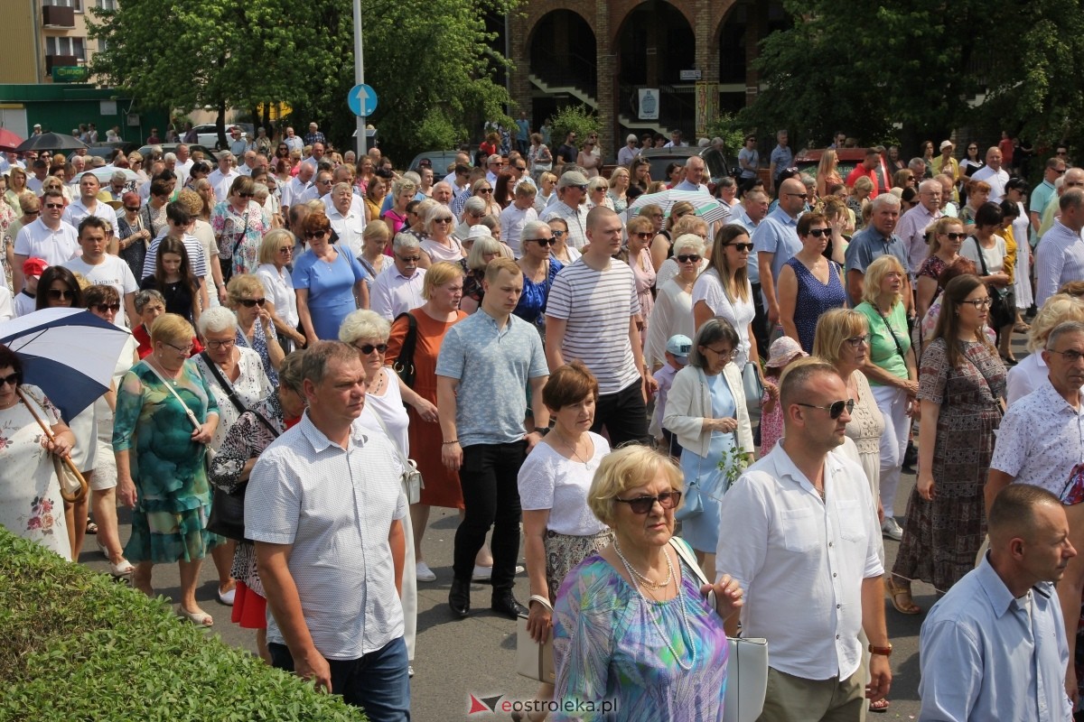 Boże Ciało 2024 - procesja w parafii pw. św. Antoniego Padewskiego w Ostrołęce [30.05.2024] - zdjęcie #78 - eOstroleka.pl