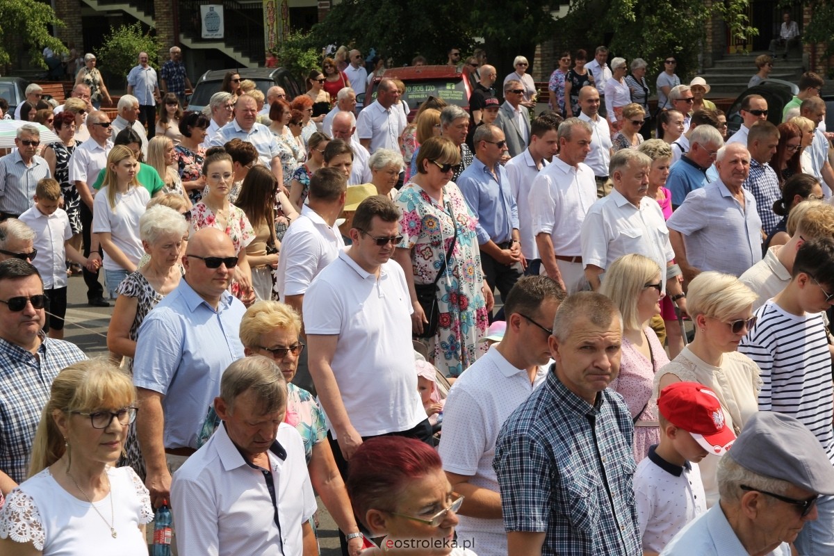 Boże Ciało 2024 - procesja w parafii pw. św. Antoniego Padewskiego w Ostrołęce [30.05.2024] - zdjęcie #58 - eOstroleka.pl