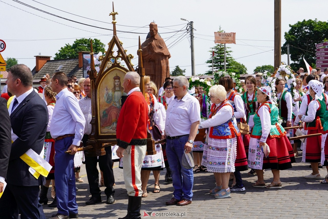 Boże Ciało 2024: Procesja w Myszyńcu [30.05.2024] - zdjęcie #205 - eOstroleka.pl