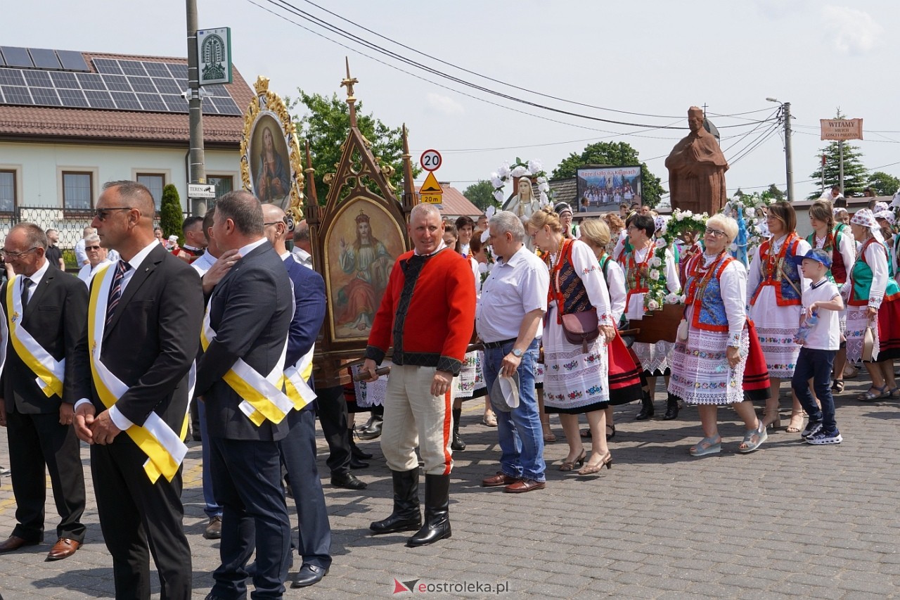 Boże Ciało 2024: Procesja w Myszyńcu [30.05.2024] - zdjęcie #204 - eOstroleka.pl