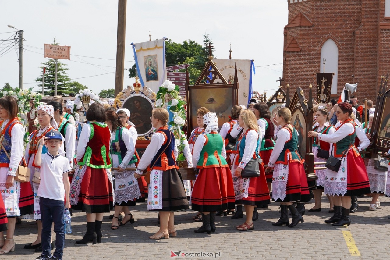 Boże Ciało 2024: Procesja w Myszyńcu [30.05.2024] - zdjęcie #200 - eOstroleka.pl