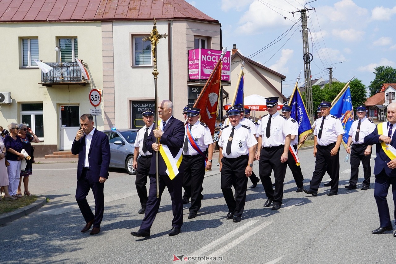 Boże Ciało 2024: Procesja w Myszyńcu [30.05.2024] - zdjęcie #195 - eOstroleka.pl