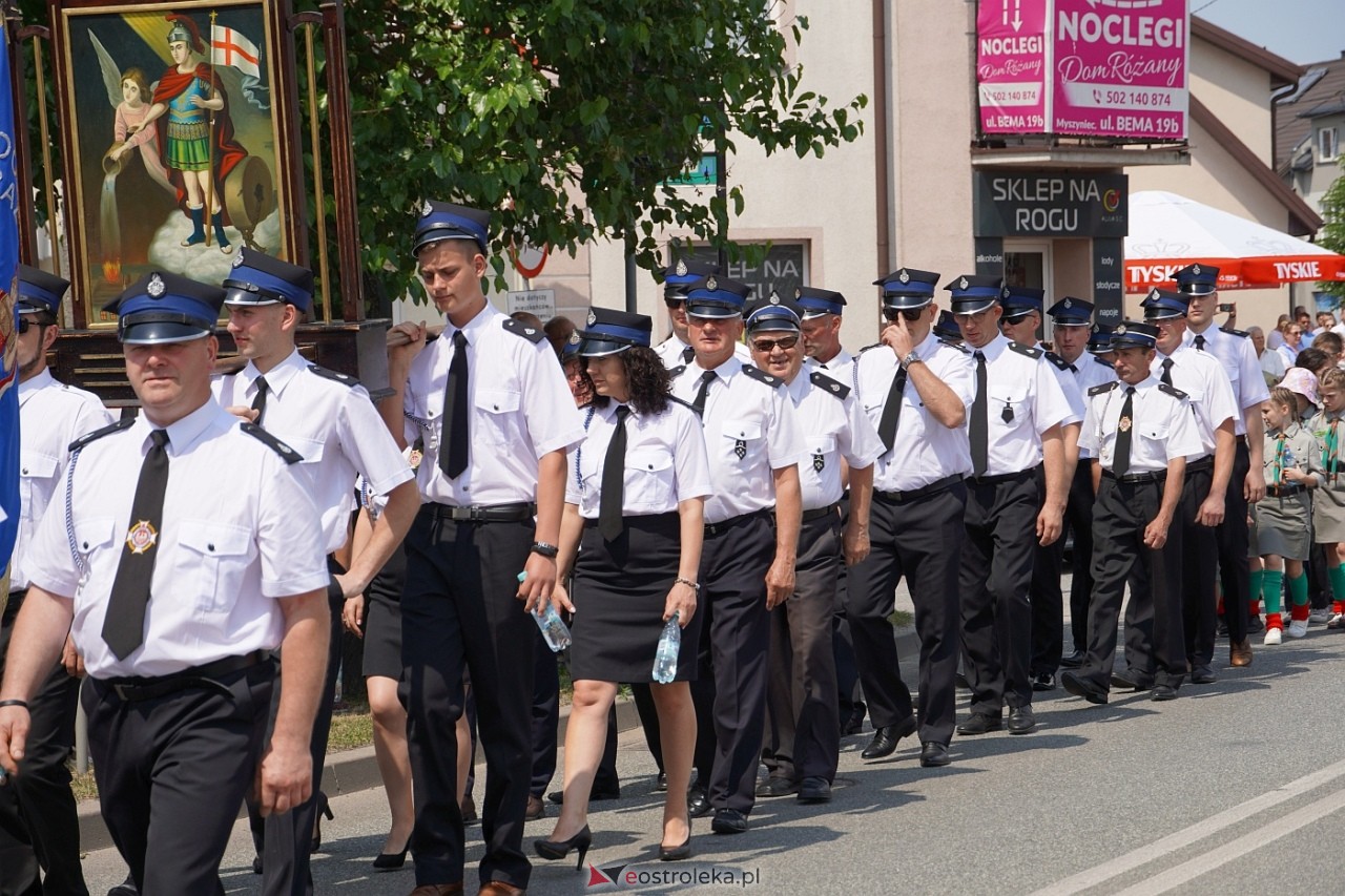 Boże Ciało 2024: Procesja w Myszyńcu [30.05.2024] - zdjęcie #191 - eOstroleka.pl