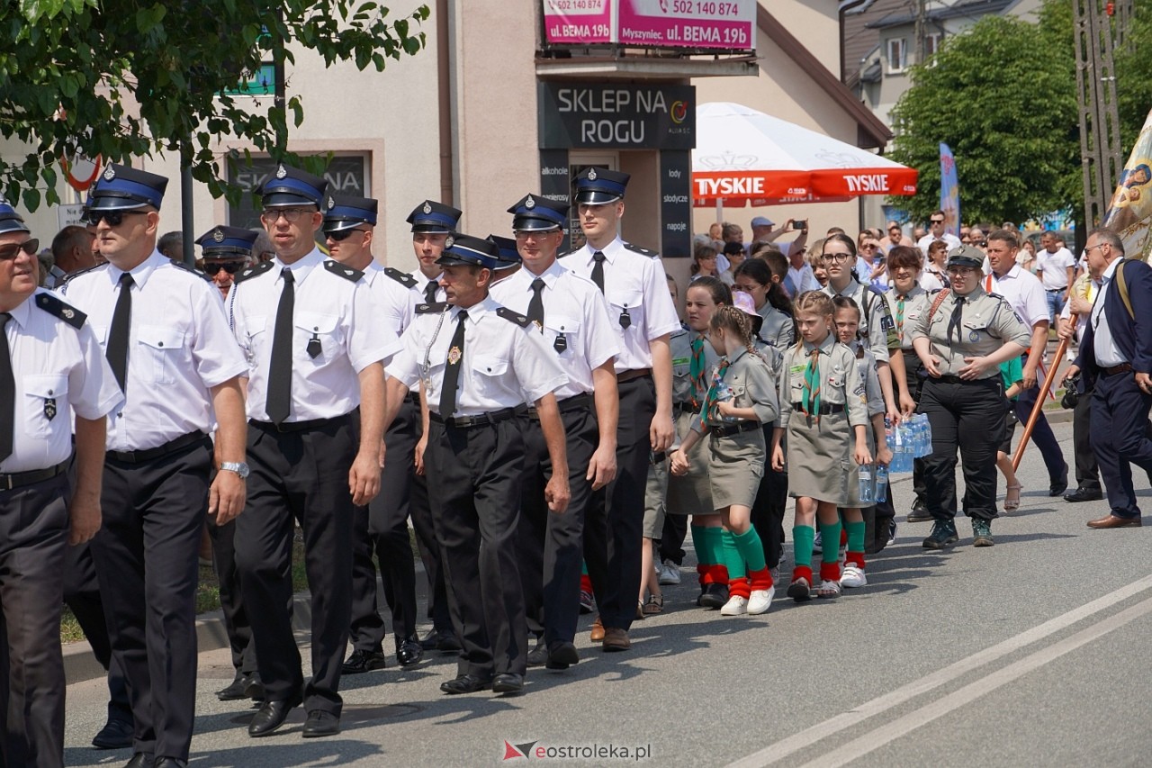 Boże Ciało 2024: Procesja w Myszyńcu [30.05.2024] - zdjęcie #189 - eOstroleka.pl