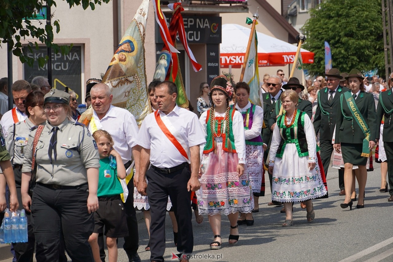 Boże Ciało 2024: Procesja w Myszyńcu [30.05.2024] - zdjęcie #184 - eOstroleka.pl