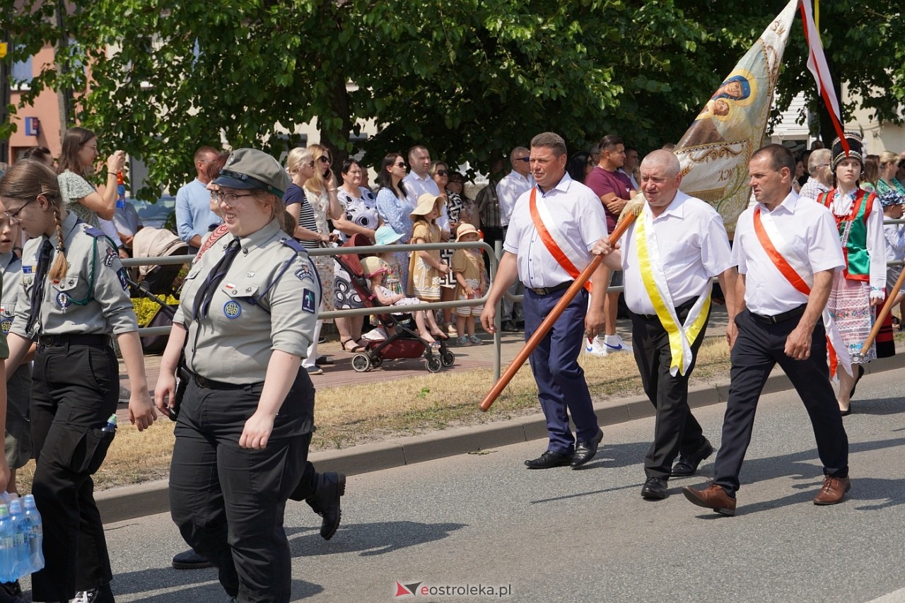 Boże Ciało 2024: Procesja w Myszyńcu [30.05.2024] - zdjęcie #179 - eOstroleka.pl