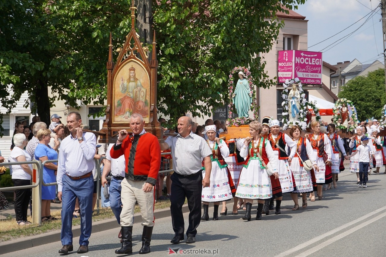 Boże Ciało 2024: Procesja w Myszyńcu [30.05.2024] - zdjęcie #165 - eOstroleka.pl