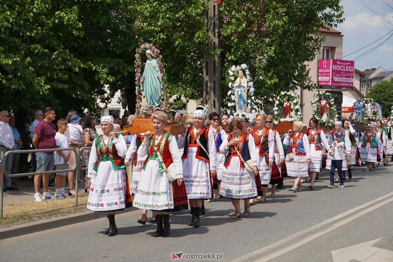 Boże Ciało 2024: Procesja w Myszyńcu [30.05.2024] - zdjęcie #161 - eOstroleka.pl