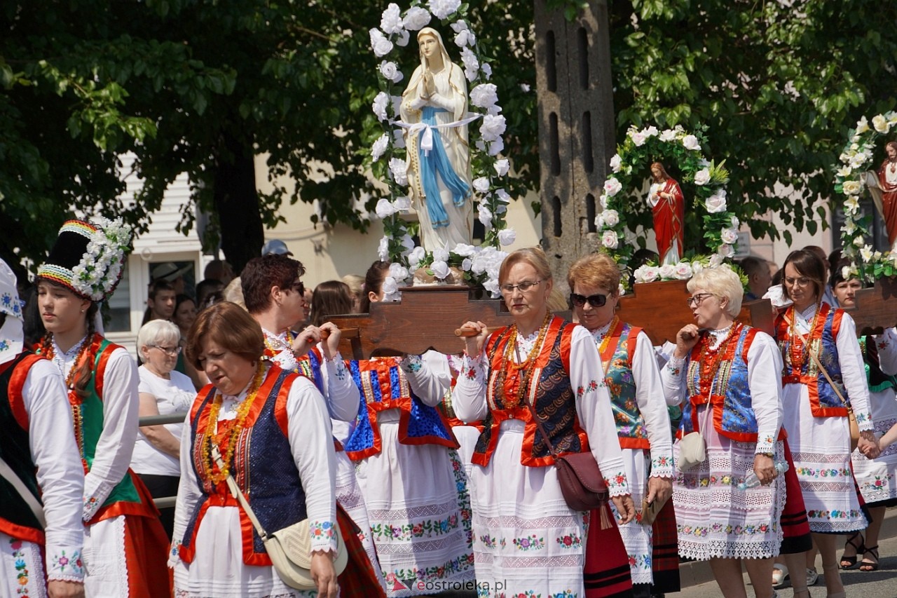 Boże Ciało 2024: Procesja w Myszyńcu [30.05.2024] - zdjęcie #158 - eOstroleka.pl