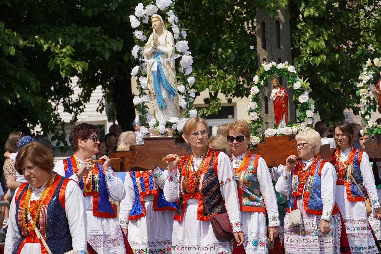 Boże Ciało 2024: Procesja w Myszyńcu [30.05.2024] - zdjęcie #157 - eOstroleka.pl