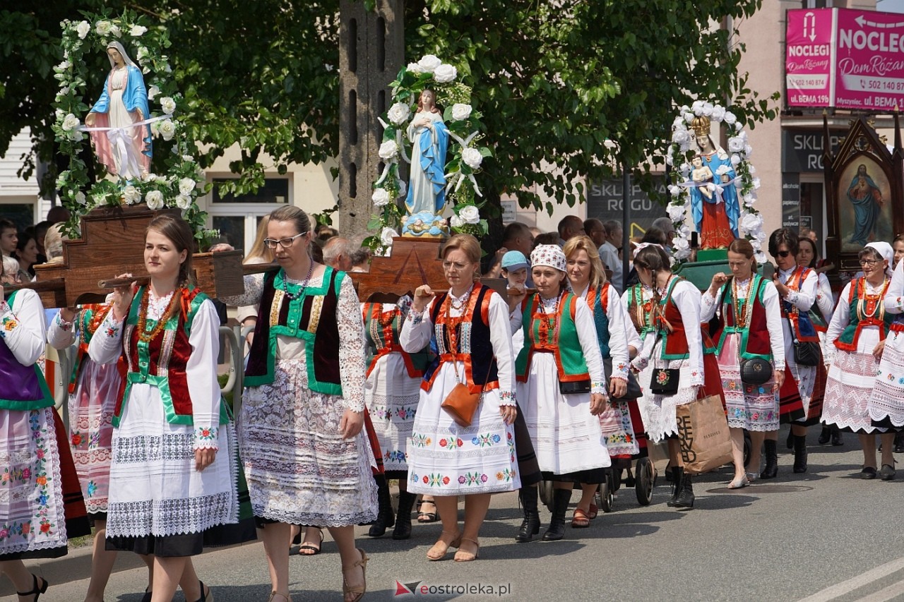 Boże Ciało 2024: Procesja w Myszyńcu [30.05.2024] - zdjęcie #149 - eOstroleka.pl