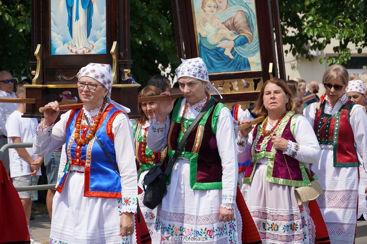Boże Ciało 2024: Procesja w Myszyńcu [30.05.2024] - zdjęcie #135 - eOstroleka.pl