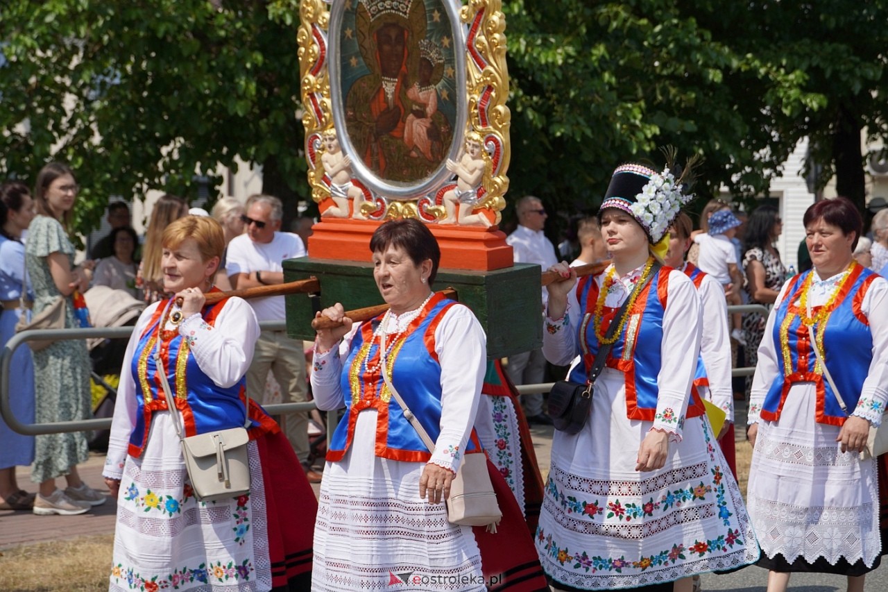 Boże Ciało 2024: Procesja w Myszyńcu [30.05.2024] - zdjęcie #129 - eOstroleka.pl