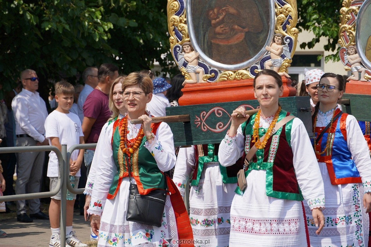 Boże Ciało 2024: Procesja w Myszyńcu [30.05.2024] - zdjęcie #127 - eOstroleka.pl