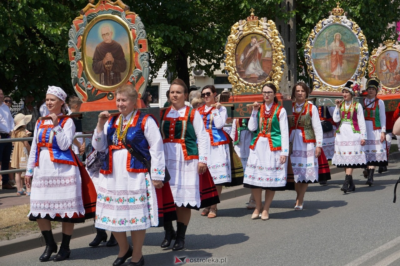 Boże Ciało 2024: Procesja w Myszyńcu [30.05.2024] - zdjęcie #122 - eOstroleka.pl