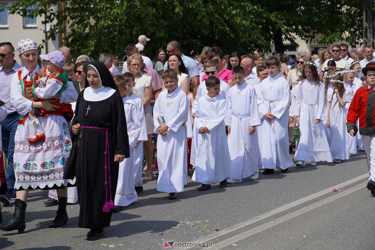 Boże Ciało 2024: Procesja w Myszyńcu [30.05.2024] - zdjęcie #89 - eOstroleka.pl
