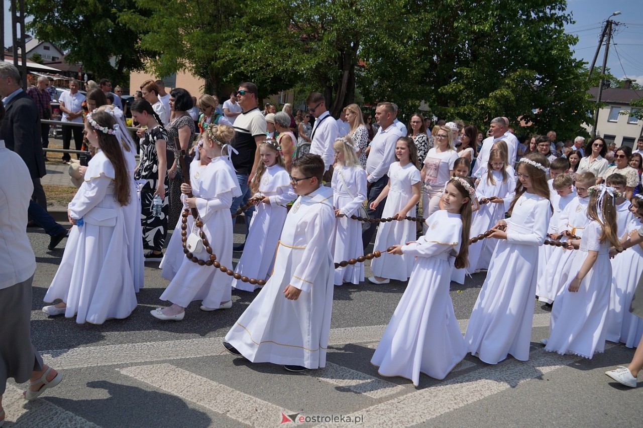 Boże Ciało 2024: Procesja w Myszyńcu [30.05.2024] - zdjęcie #80 - eOstroleka.pl