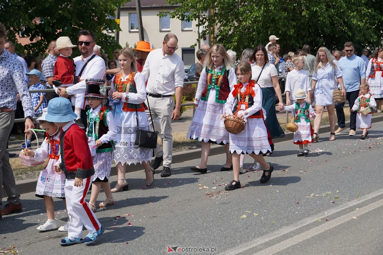 Boże Ciało 2024: Procesja w Myszyńcu [30.05.2024] - zdjęcie #72 - eOstroleka.pl