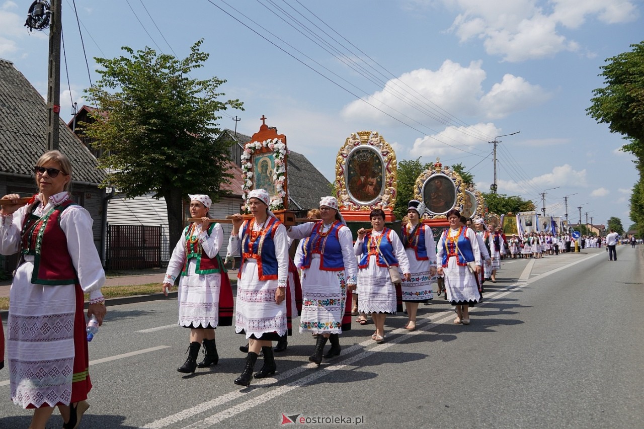 Boże Ciało 2024: Procesja w Myszyńcu [30.05.2024] - zdjęcie #57 - eOstroleka.pl
