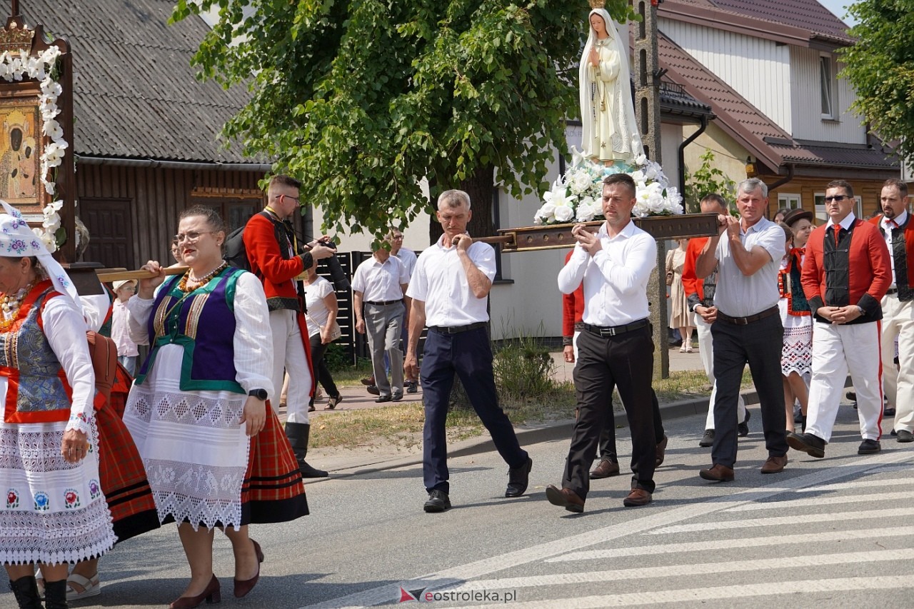 Boże Ciało 2024: Procesja w Myszyńcu [30.05.2024] - zdjęcie #48 - eOstroleka.pl