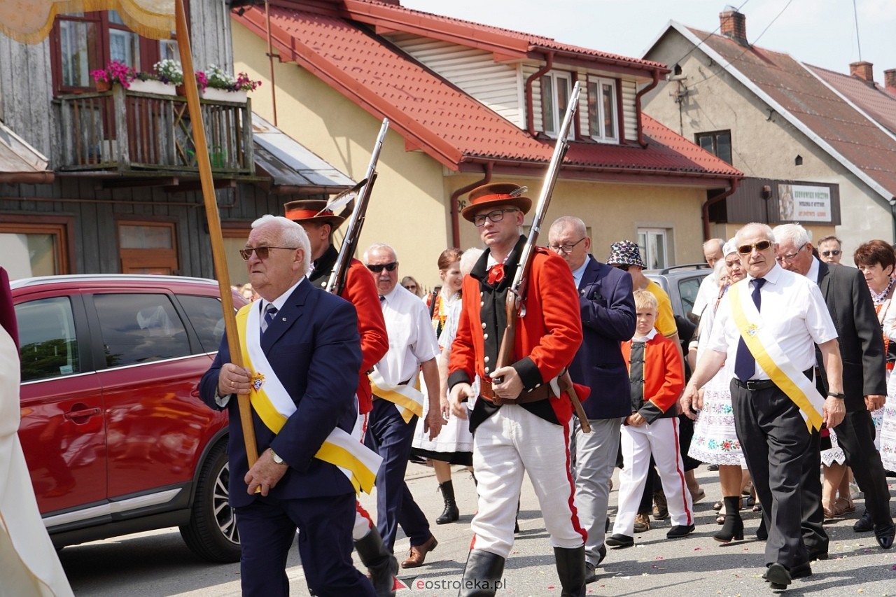Boże Ciało 2024: Procesja w Myszyńcu [30.05.2024] - zdjęcie #33 - eOstroleka.pl