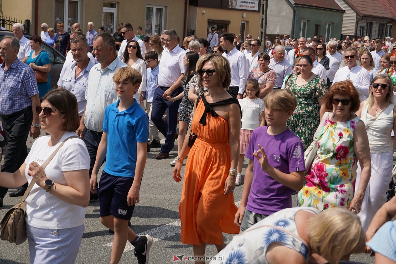 Boże Ciało 2024: Procesja w Myszyńcu [30.05.2024] - zdjęcie #22 - eOstroleka.pl