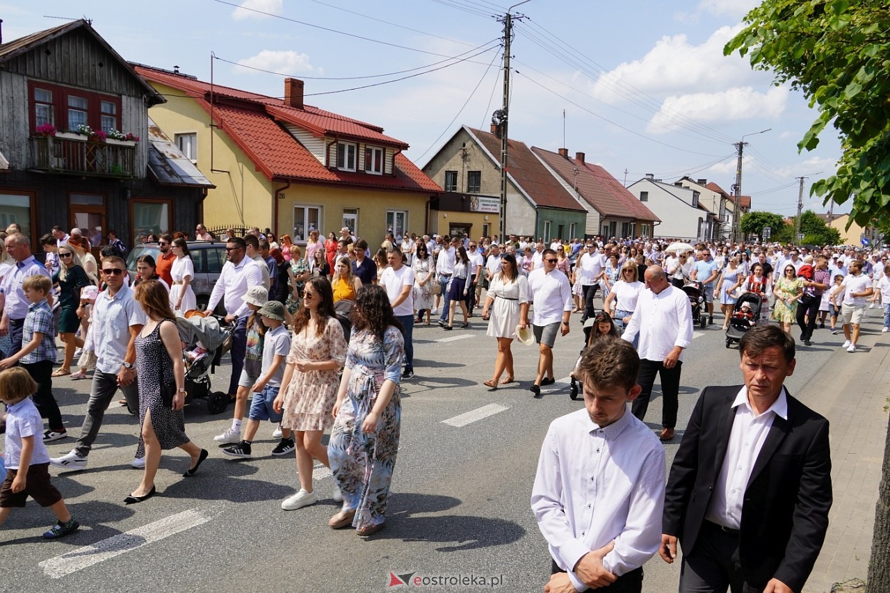 Boże Ciało 2024: Procesja w Myszyńcu [30.05.2024] - zdjęcie #9 - eOstroleka.pl