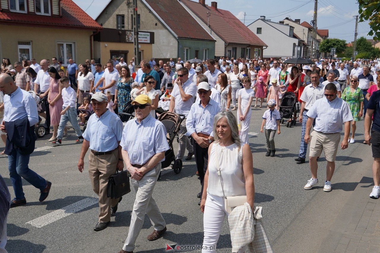 Boże Ciało 2024: Procesja w Myszyńcu [30.05.2024] - zdjęcie #5 - eOstroleka.pl