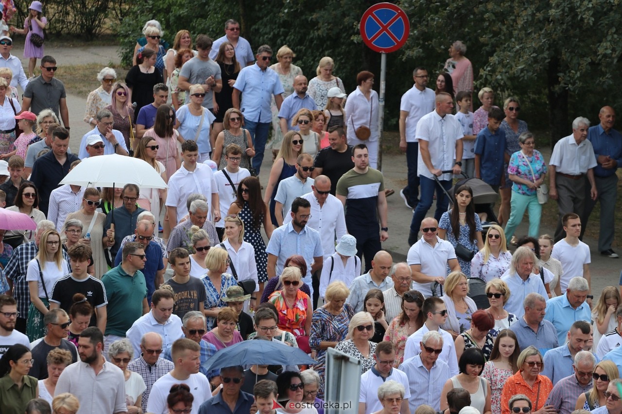 Boże Ciało 2024. Procesja parafii Zbawiciela Świata w Ostrołęce [30.05.2024] - zdjęcie #38 - eOstroleka.pl