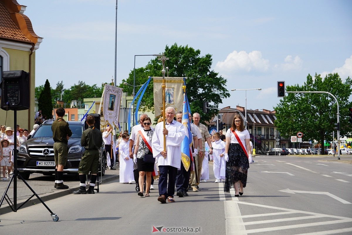 Boże Ciało 2024. Parafia pw. św. Franciszka z Asyżu w Ostrołęce - zdjęcie #105 - eOstroleka.pl