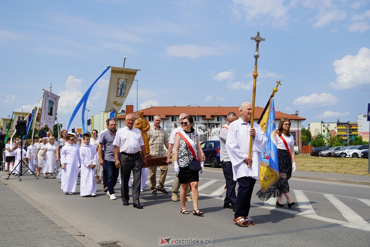 Boże Ciało 2024. Parafia pw. św. Franciszka z Asyżu w Ostrołęce - zdjęcie #103 - eOstroleka.pl