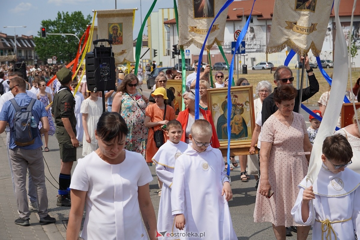 Boże Ciało 2024. Parafia pw. św. Franciszka z Asyżu w Ostrołęce - zdjęcie #89 - eOstroleka.pl