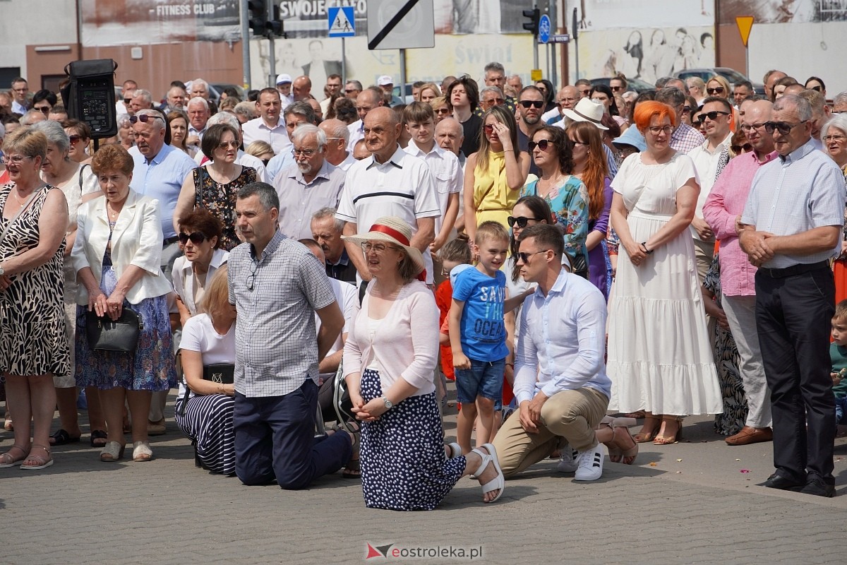 Boże Ciało 2024. Parafia pw. św. Franciszka z Asyżu w Ostrołęce - zdjęcie #71 - eOstroleka.pl