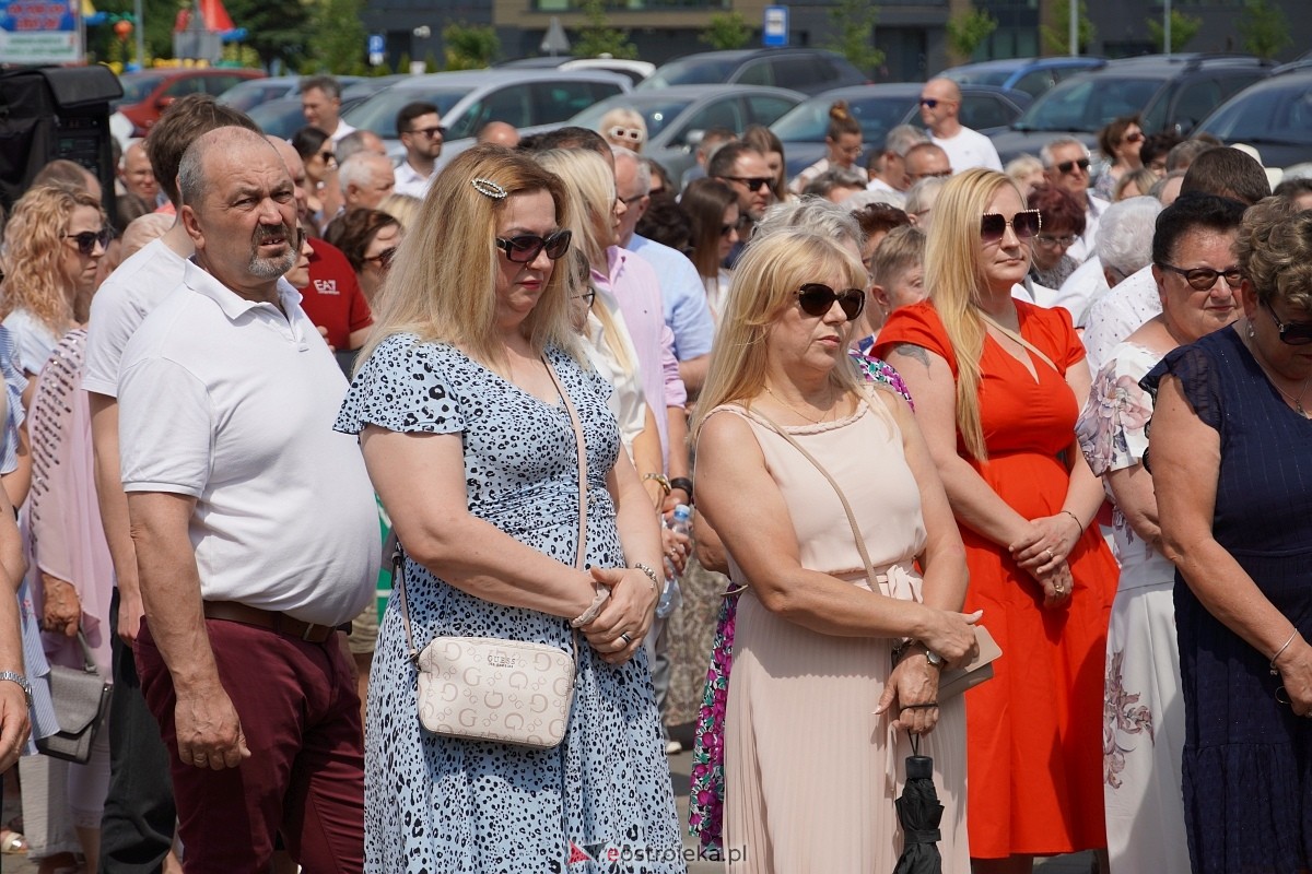 Boże Ciało 2024. Parafia pw. św. Franciszka z Asyżu w Ostrołęce - zdjęcie #67 - eOstroleka.pl