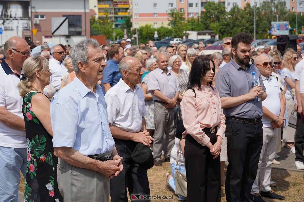 Boże Ciało 2024. Parafia pw. św. Franciszka z Asyżu w Ostrołęce - zdjęcie #66 - eOstroleka.pl