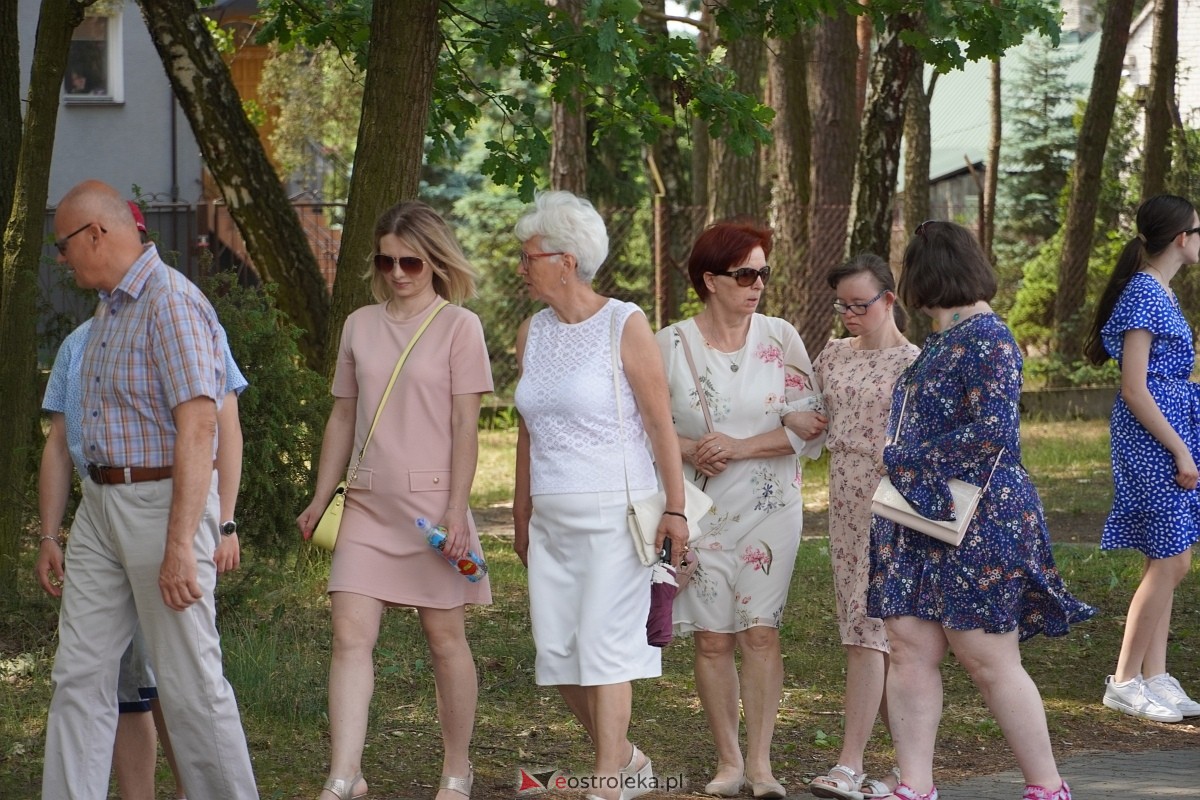 Boże Ciało 2024. Parafia pw. św. Franciszka z Asyżu w Ostrołęce - zdjęcie #60 - eOstroleka.pl