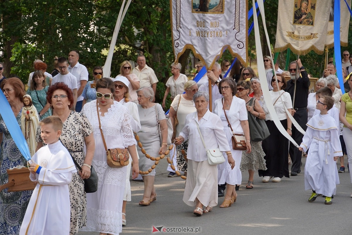 Boże Ciało 2024. Parafia pw. św. Franciszka z Asyżu w Ostrołęce - zdjęcie #58 - eOstroleka.pl