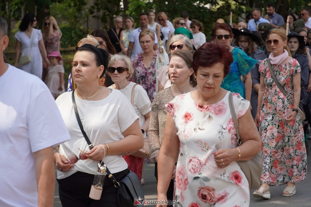 Boże Ciało 2024. Parafia pw. św. Franciszka z Asyżu w Ostrołęce - zdjęcie #48 - eOstroleka.pl