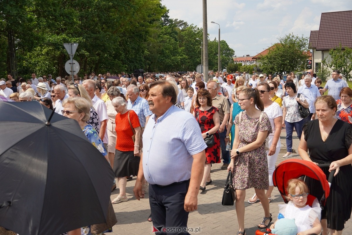Boże Ciało 2024. Parafia pw. św. Franciszka z Asyżu w Ostrołęce - zdjęcie #21 - eOstroleka.pl