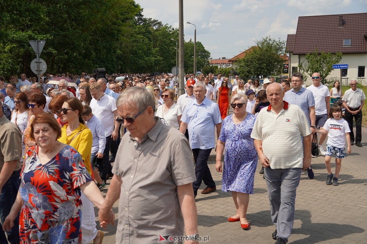 Boże Ciało 2024. Parafia pw. św. Franciszka z Asyżu w Ostrołęce - zdjęcie #18 - eOstroleka.pl