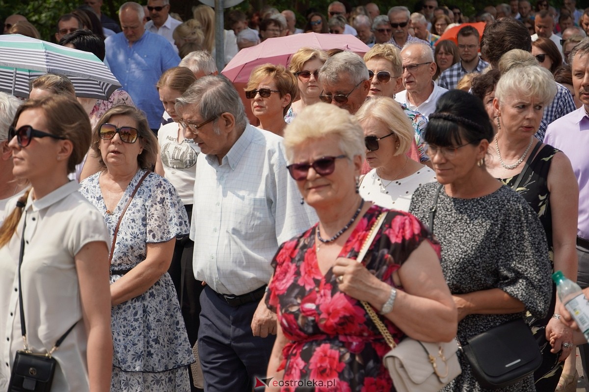 Boże Ciało 2024. Parafia pw. św. Franciszka z Asyżu w Ostrołęce - zdjęcie #14 - eOstroleka.pl