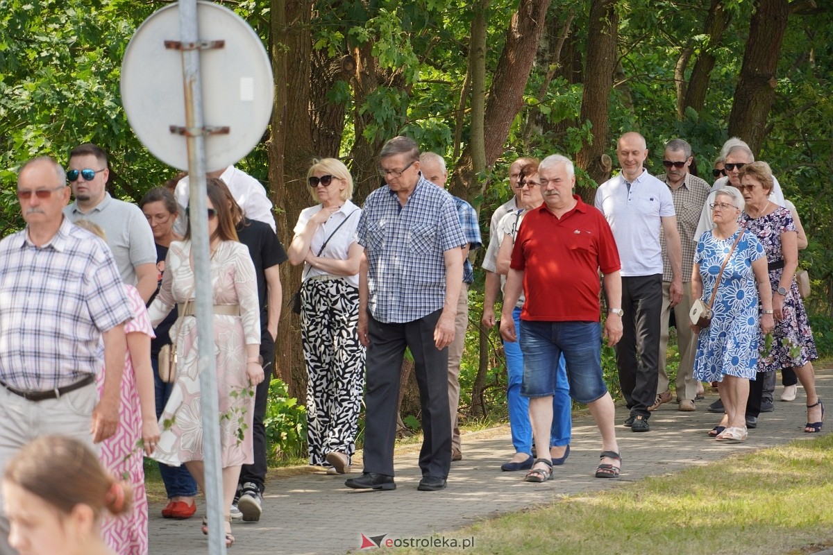 Boże Ciało 2024. Parafia pw. św. Franciszka z Asyżu w Ostrołęce - zdjęcie #3 - eOstroleka.pl