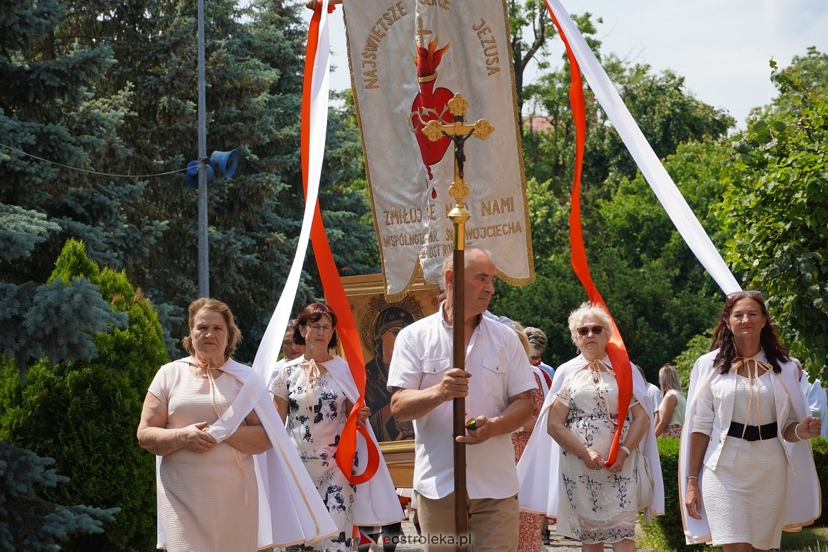 Boże Ciało 2024 na Wojciechowicach - zdjęcie #96 - eOstroleka.pl