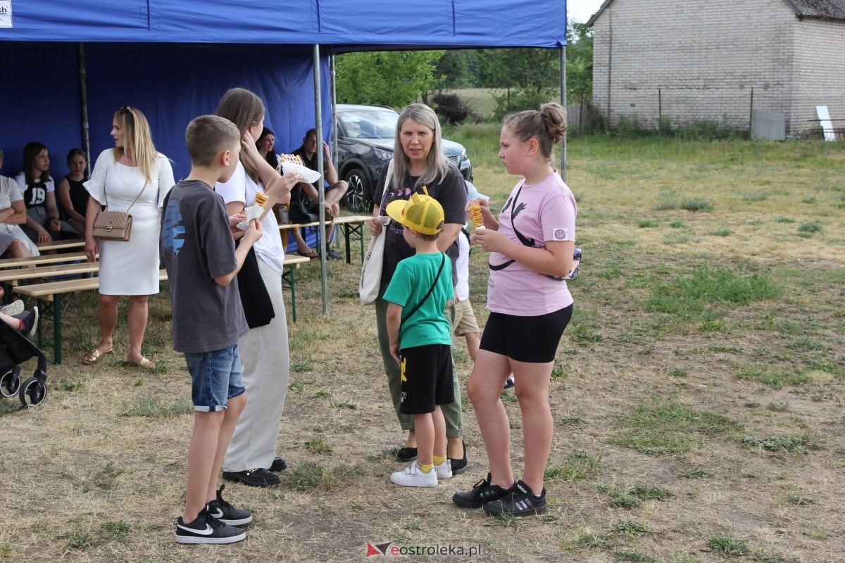 Dzień Rodziny z KGW Pierożanki w Żabinie [30.05.2024] - zdjęcie #114 - eOstroleka.pl